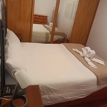 Double In Shared Homestay Marbella
